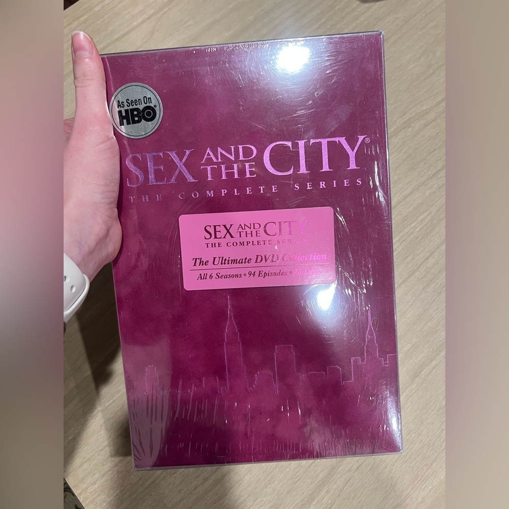 Sex and the City: The Complete Series DVD Collection - Pink